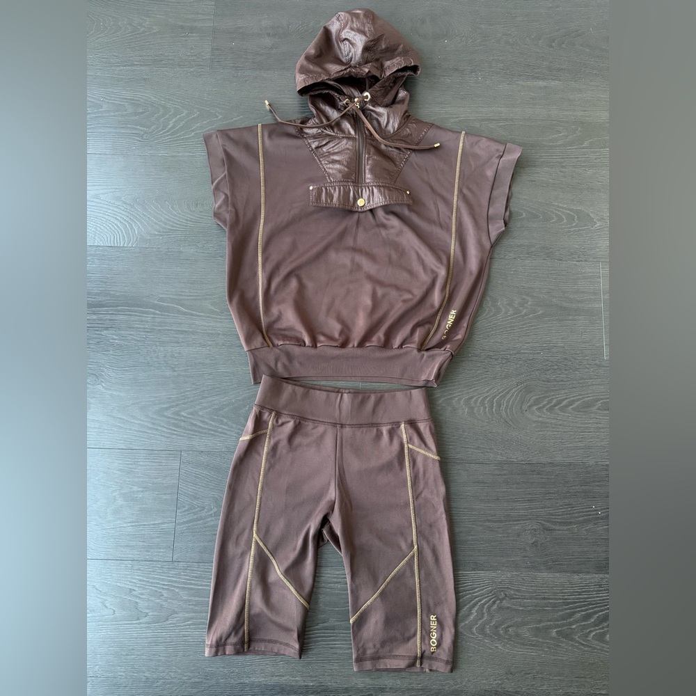 Bogner Brown Track Set with Gold Details